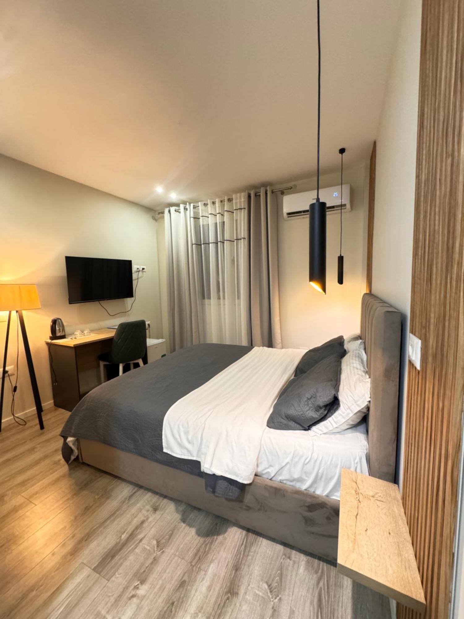 Belix Apartments, Near The